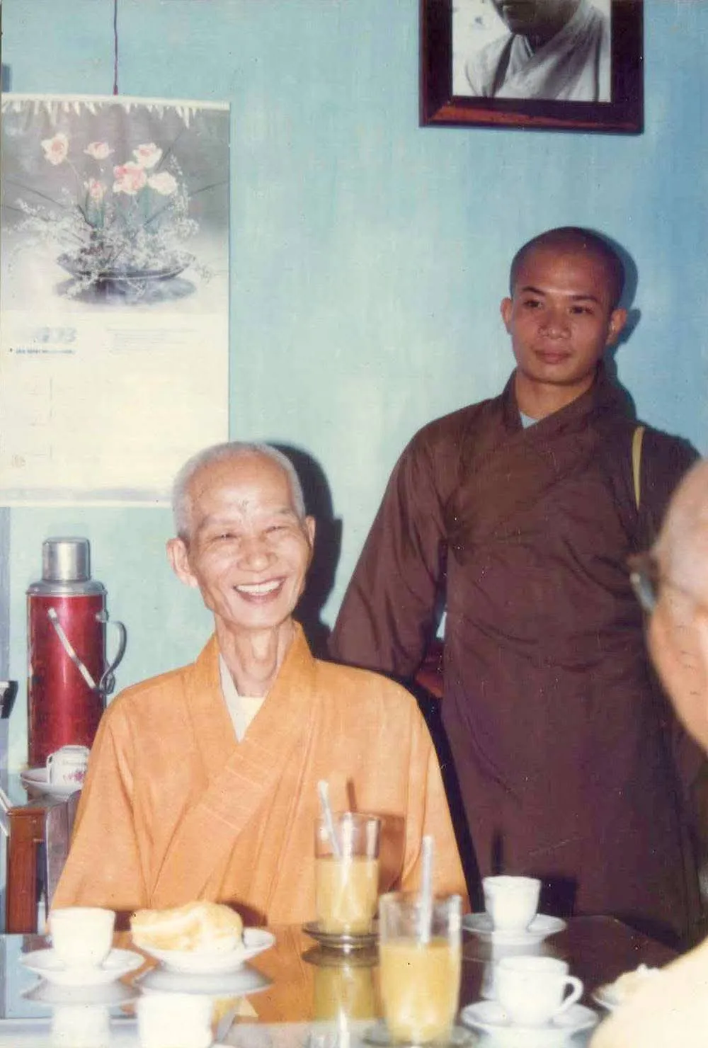 Hoai Niem An Su 42